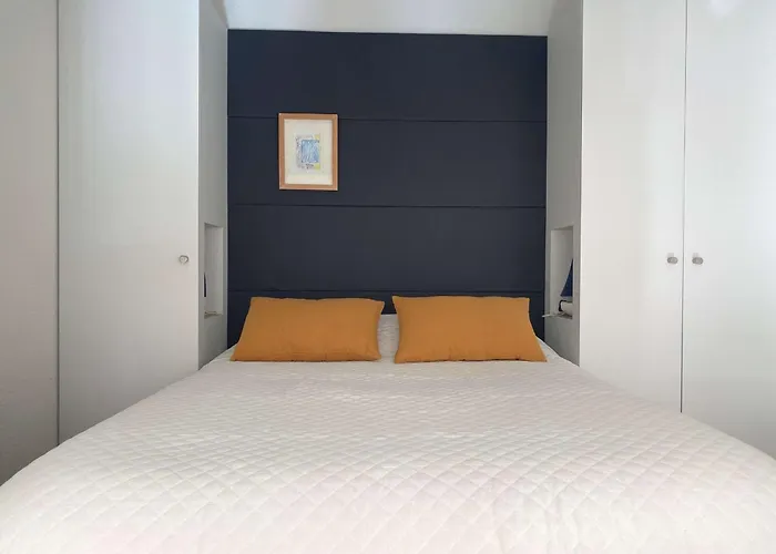 T1 Mezzanine Climatise Avec Parking Et Wifi A - Fr-1-553-215 Balaruc-les-Bains