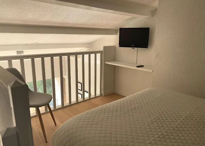 Appartamento T1 Mezzanine Climatisé Avec Parking Et Wifi à - Fr-1-553-215 Balaruc-les-Bains